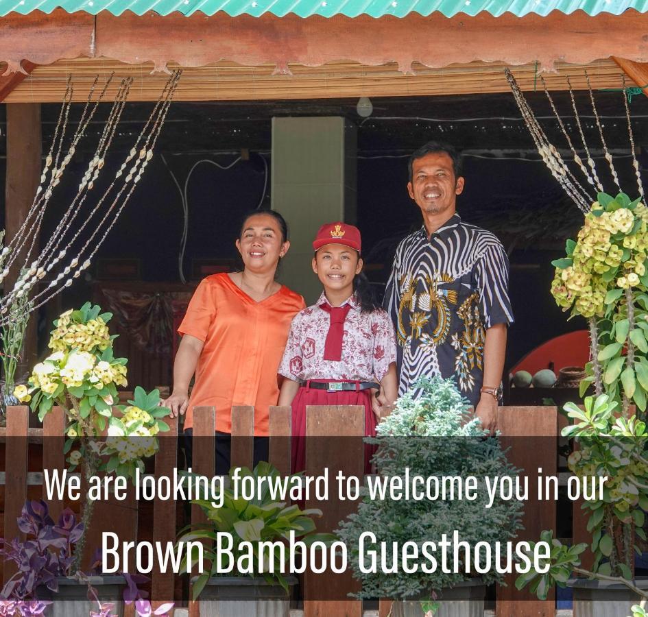 Brown Bamboo Guest House & Trekking Bukit Lawang Exterior foto